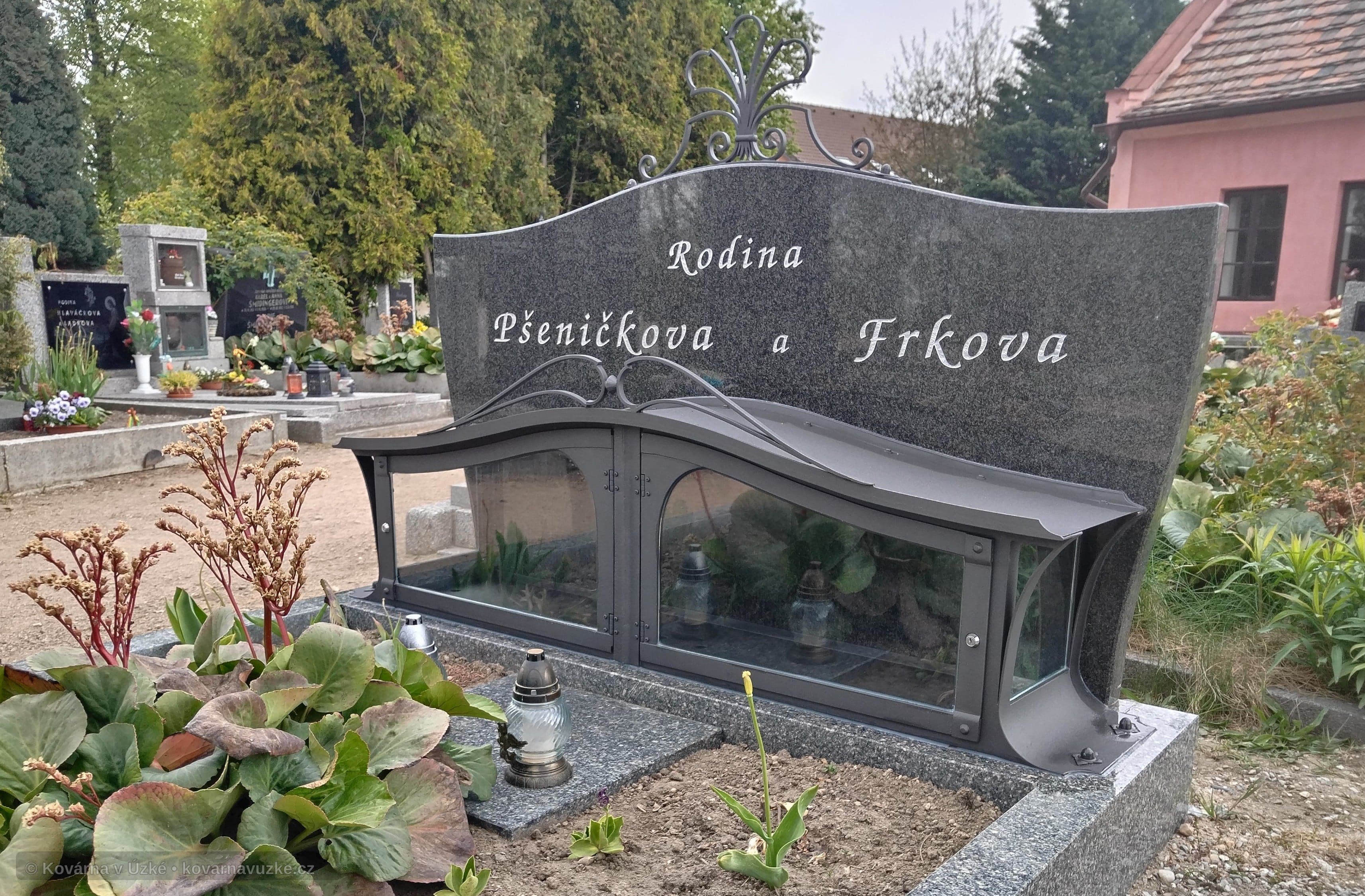 Hrob urnová skříňka